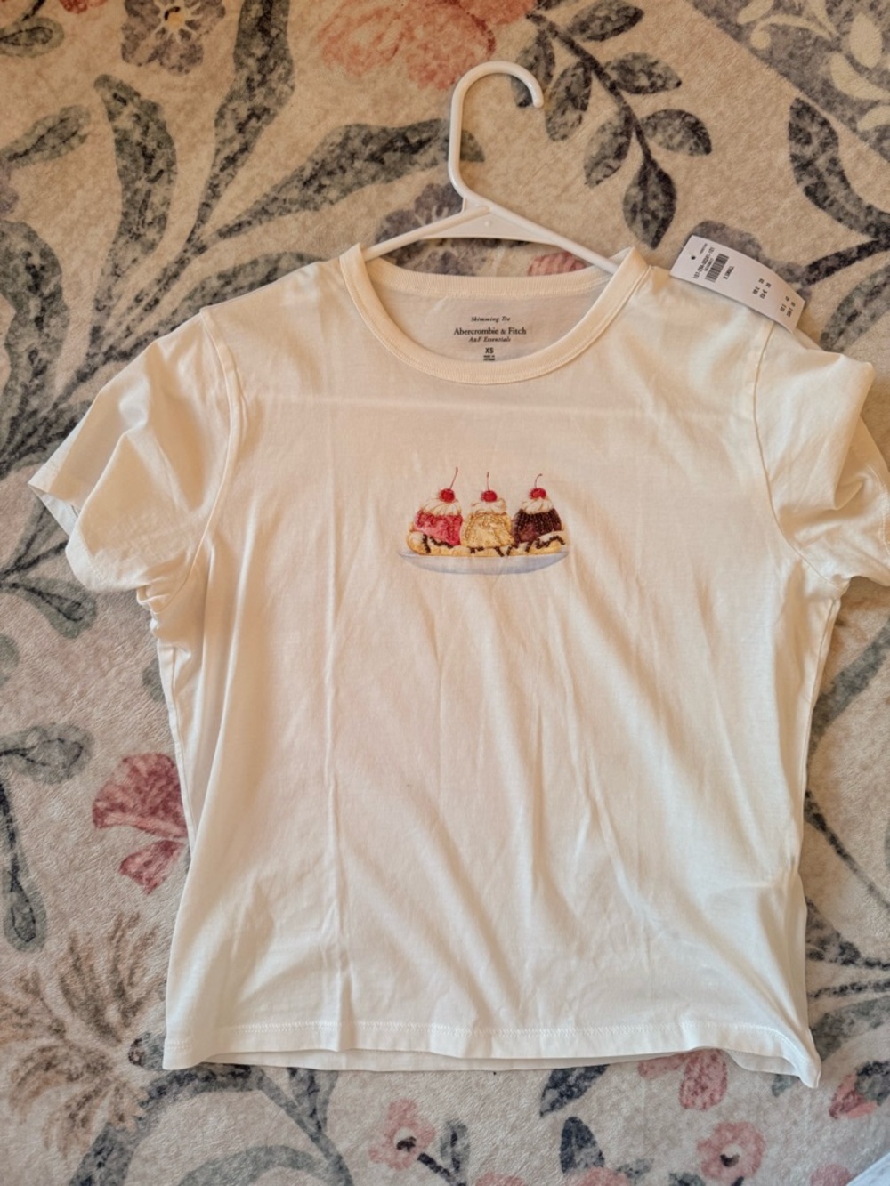 Abercrombie & Fitch Cream Embroidered Ice Cream Tee